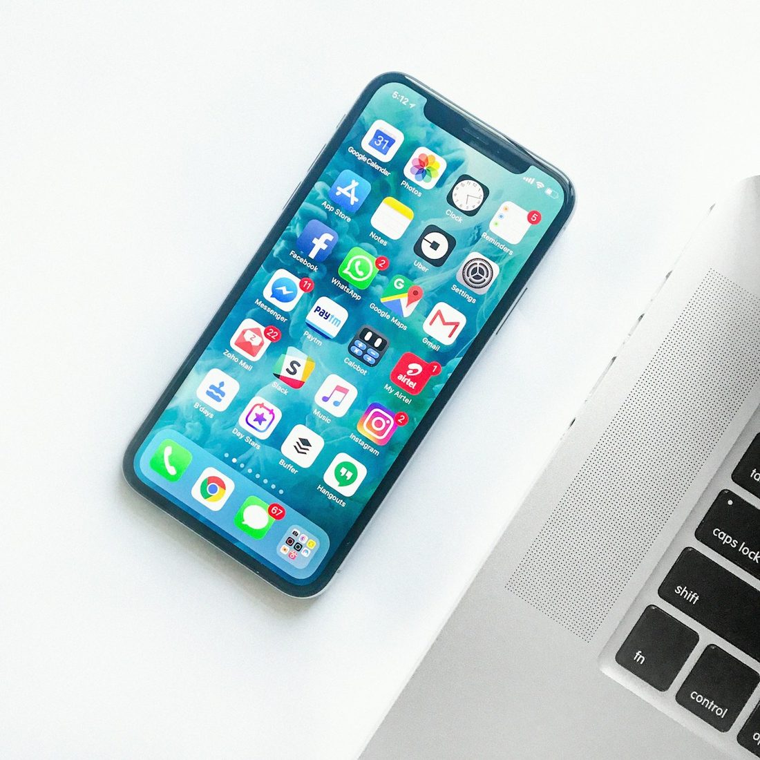 世界杯实时比分 APP 赛程与赛事列表界面示意